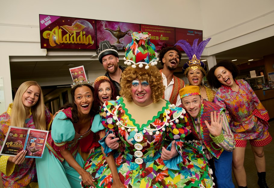 Aladdin pantomime cast revealed!