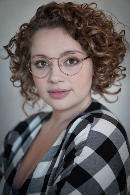 Carrie Hope Fletcher: Into the Spotlight