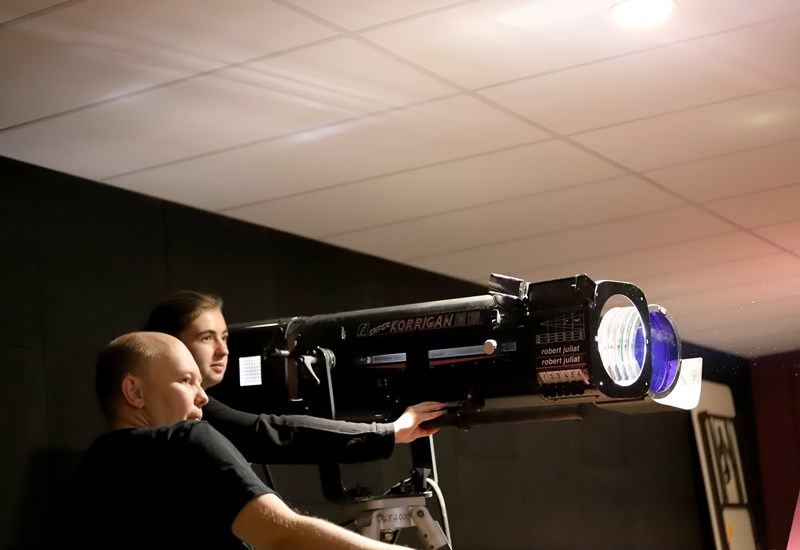 15 young people experience life at Somerset's Premier Entertainment Venues